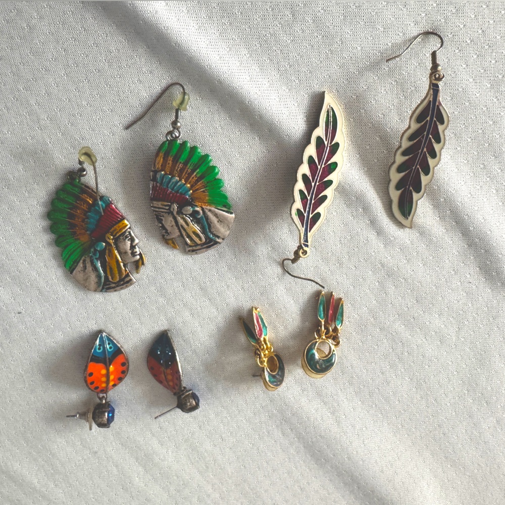 Bargain time - colorful mixed pierced Earrings Set